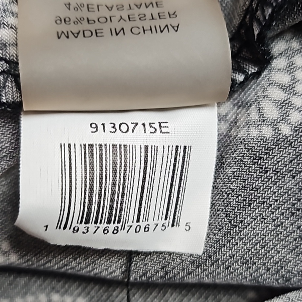 Vince Camuto Stretch Black & White Foulard Print V-Neck Sleeveless Maxi … - Picture 14 of 16